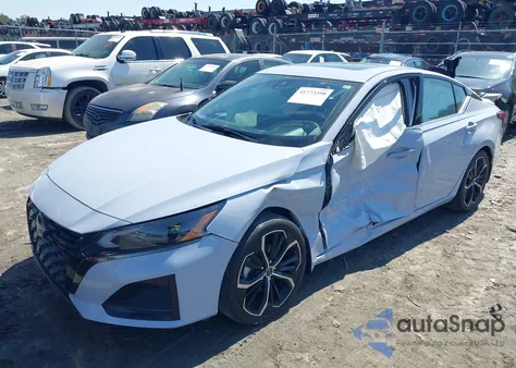 2023 Nissan Altima Sr Fwd z USA, uszkodzony, nr VIN 1N4BL4CV9PN340717